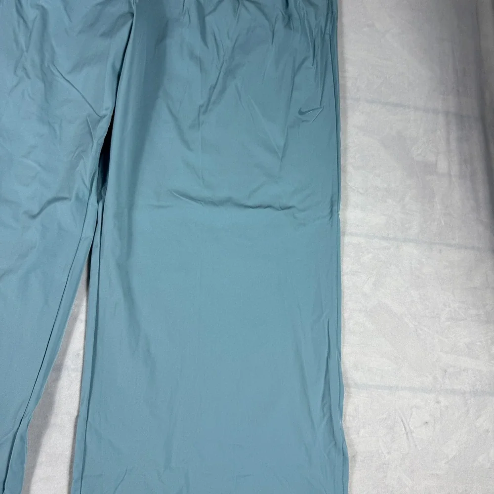 NWT Nike Dri-Fit Bliss Womens Trouser Pants Light Blue Pleated Wide Leg Size XL